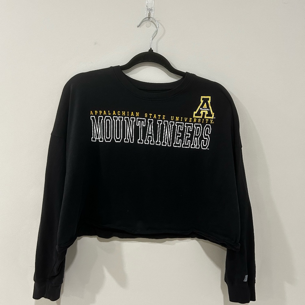 Appalachian State Crop top Russell Brand long sleeves black
